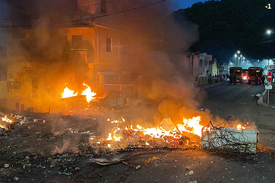 Violences urbaines en Martinique : une nouvelle nuit de tensions aux quartiers Batelière et Fond Lahaye à Schoelcher