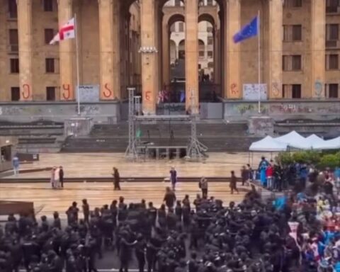 La Géorgie se soulève contre la « paix russe » : le peuple exige la justice