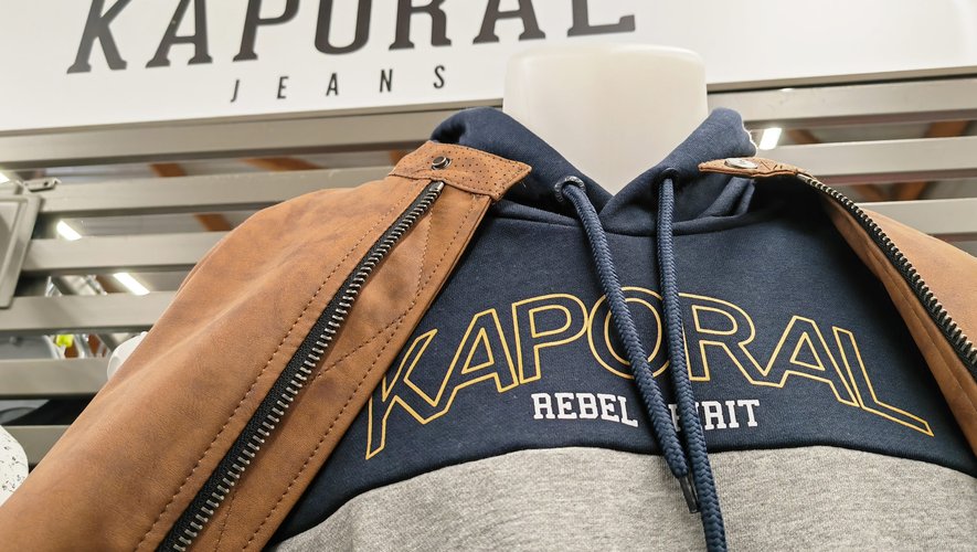 La marque de prêt-à-porter française Kaporal placée en liquidation judiciaire : de nombreux emplois menacés et un arrêt immédiat de l’activité