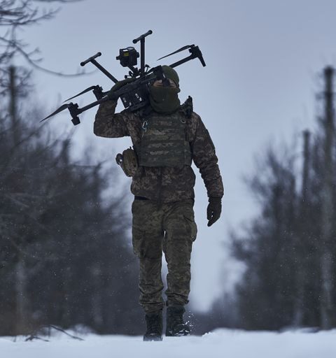 Drones, canons rapides, robotisation, scénarios de conflit avec la Russie... Comment la France se prépare à la guerre du futur