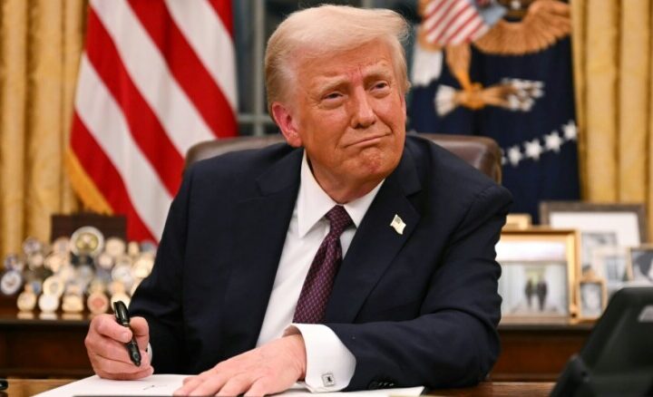 Les nouveaux droits de douane sur les produits chinois importés aux Etats-Unis vont grimper à 104% à partir de mercredi, annonce la Maison Blanche