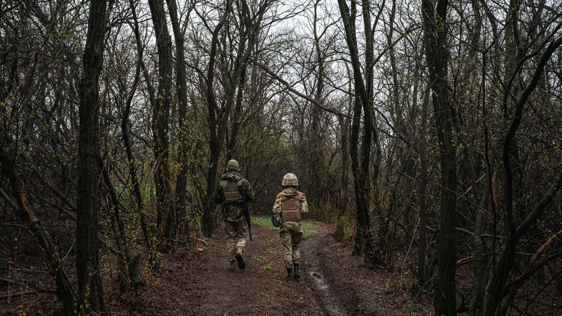 Sans l'Europe, "les Ukrainiens vont tous mourir, mais ils mourront pour leur pays" : sur le front, les soldats espèrent l'avancée des négociations