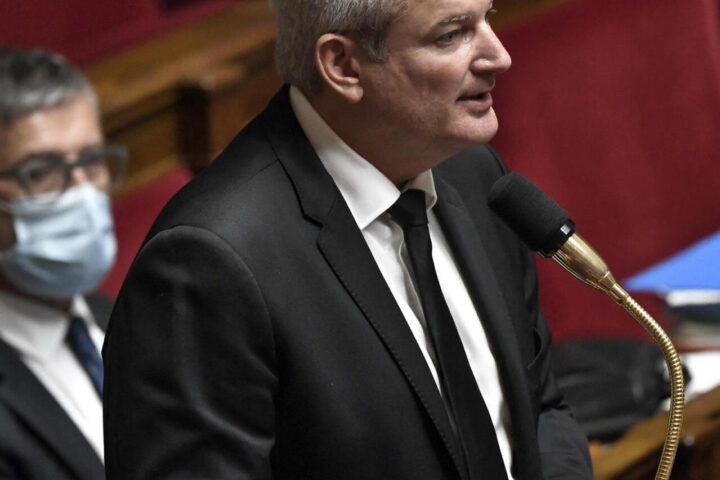 Aide à mourir : "Ce serait étonnant que le texte ne soit pas voté" à l'Assemblée, avance le député Olivier Falorni, rapporteur de la proposition de loi