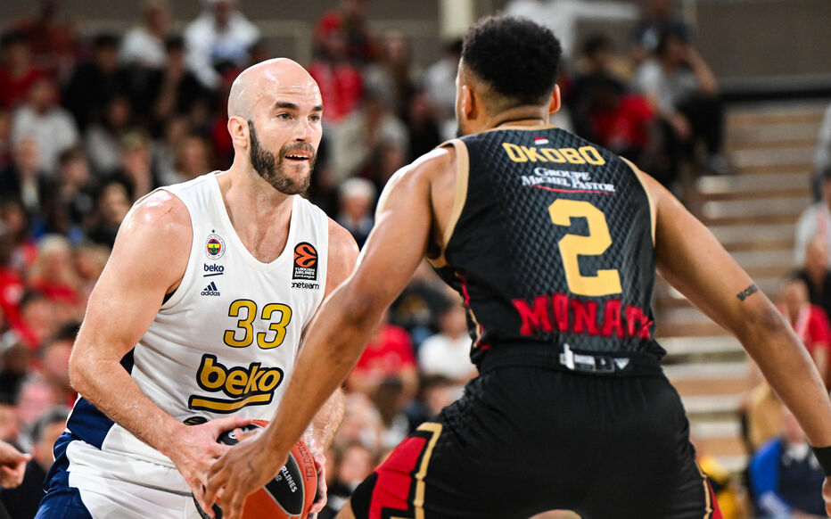 Basket : cruelle déception pour Monaco, battu en finale d'Euroligue par Fenerbahce