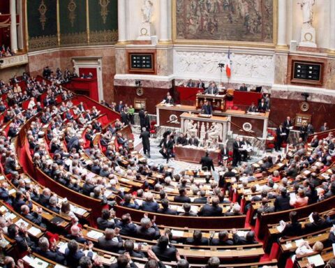Colère des agriculteurs : les députés ne siégeront pas les 30 et 31 mai pour examiner le texte visant à "lever les contraintes" dans l'agriculture