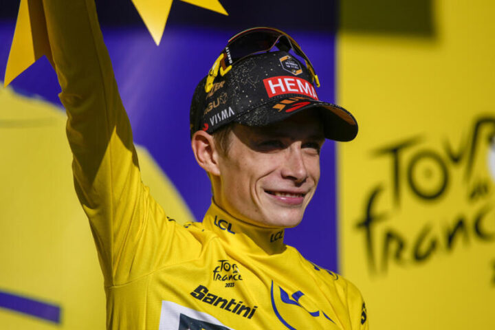 Cyclisme: Vingegaard pense pouvoir battre Pogacar sur le Tour de France