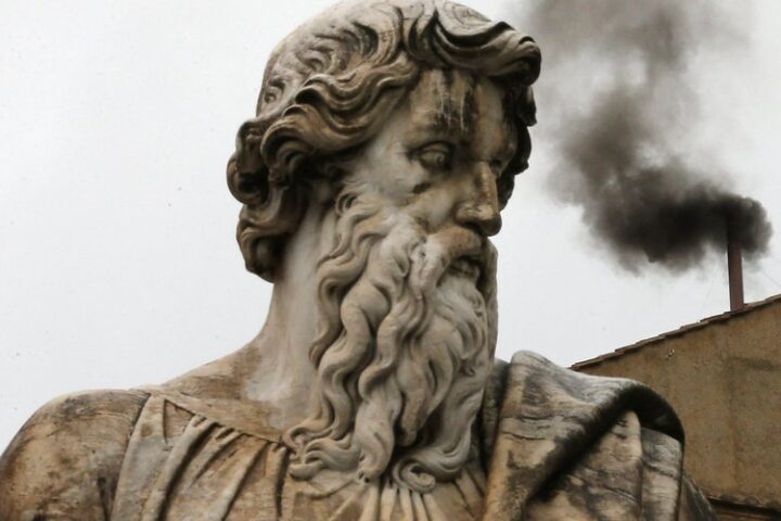DIRECT Conclave : fumée noire à 12 h, le monde attend toujours pour connaître le nouveau pape… toutes les infos en temps réel