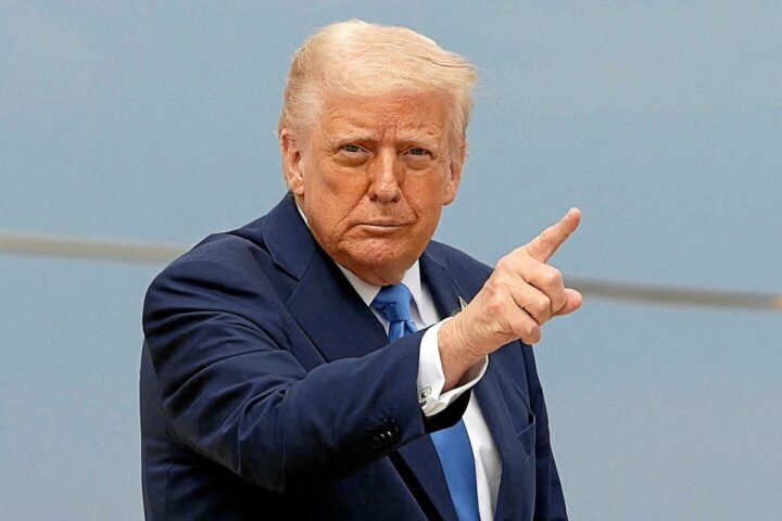 Donald Trump assure qu'il ne "cherche pas" à faire un troisième mandat à la Maison Blanche