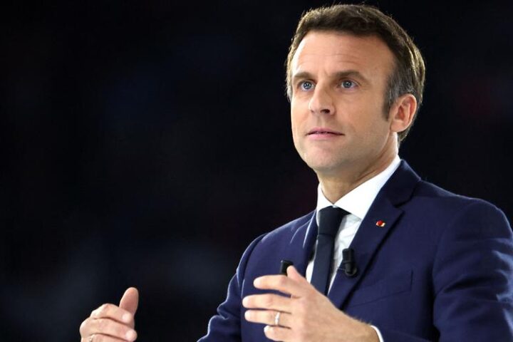 Election présidentielle en Roumanie : Emmanuel Macron dénonce des "ingérences" qui "sapent l'intégrité de nos démocraties"