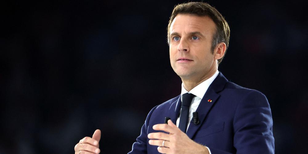 Election présidentielle en Roumanie : Emmanuel Macron dénonce des "ingérences" qui "sapent l'intégrité de nos démocraties"