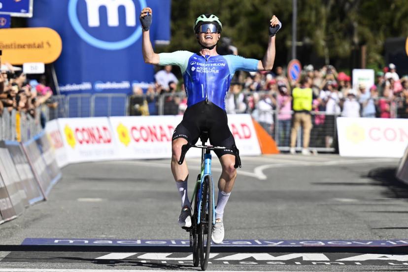 Giro 2025 : Nicolas Prodhomme offre une première victoire à la France sur la 19e étape, Isaac Del Toro toujours maillot rose