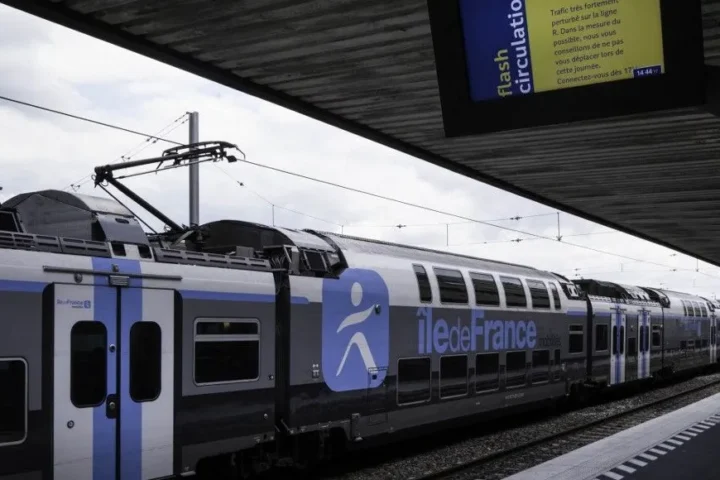 Grève à la SNCF : la circulation des TER reste "très perturbée" en Nouvelle-Aquitaine, retour à un trafic normal en Ile-de-France et en Normandie