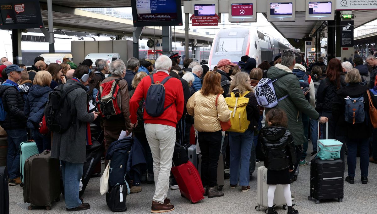 Grève pour le pont du 8-Mai : en cas d'annulation, la SNCF va proposer aux voyageurs un autre train "le jour prévu"