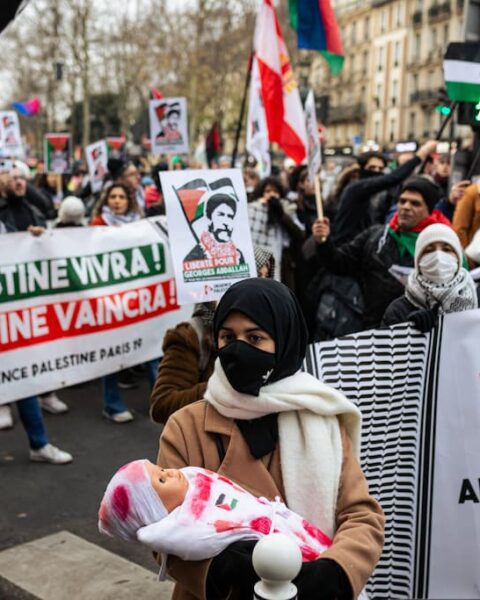 On vous résume l'affaire Urgence Palestine, ce collectif pour la paix à Gaza que Bruno Retailleau veut dissoudre