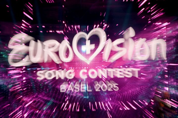 Un jour, une carte : Eurovision 2025, la Suisse peut-elle rester neutre... sous les paillettes ?