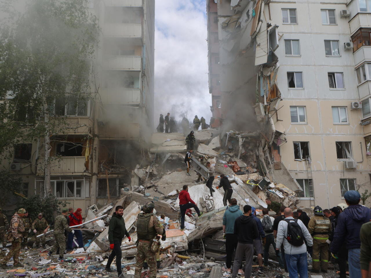 Attaque nocturne sur Kyiv : la Russie frappe délibérément les civils — 14 morts, plus de 100 blessés