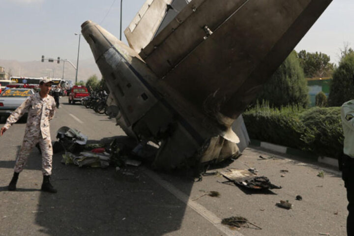 Ce que l'on sait du crash meurtrier d'un avion d'Air India survenu dans la ville d'Ahmedabad, en Inde, avec 242 personnes à bord