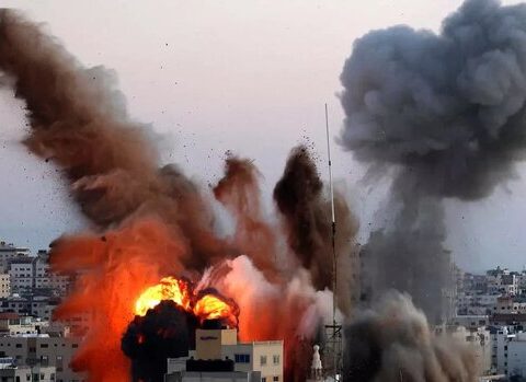 Frappes israéliennes sur l'Iran : Téhéran riposte en lançant "environ 100 drones" sur Israël, selon l'armée de l'Etat hébreu