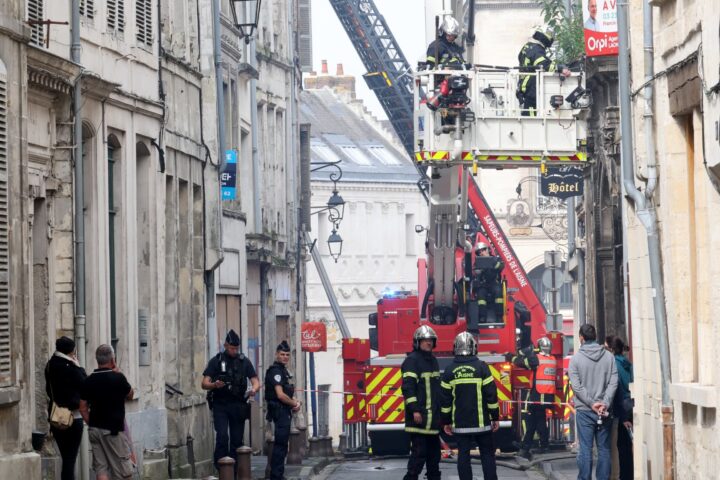 Incendie à Laon : les corps des deux pompiers ont été retrouvés sans vie dans les décombres