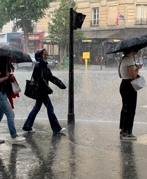 Orages : cinq départements du sud-ouest de la France rejoignent les neuf départements du centre-est du pays déjà placés en vigilance orange