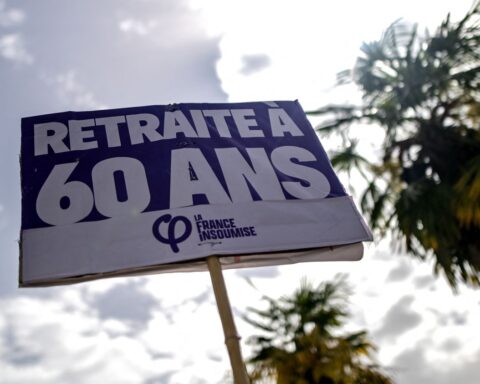Repousser l'âge de départ au-delà de 64 ans ? Pourquoi le rapport du Conseil d'orientation des retraites relance le débat et hérisse les syndicats