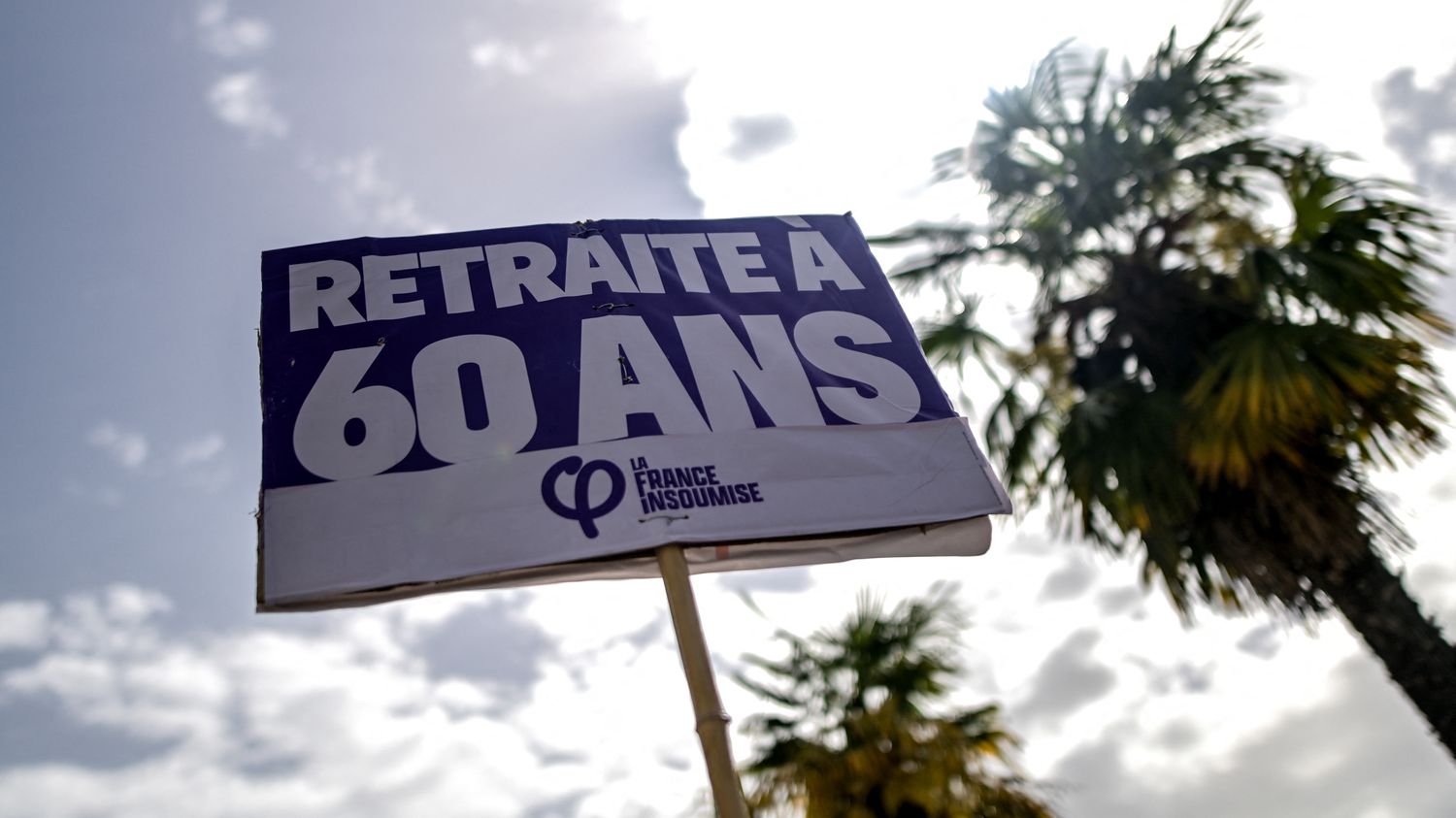 Repousser l'âge de départ au-delà de 64 ans ? Pourquoi le rapport du Conseil d'orientation des retraites relance le débat et hérisse les syndicats