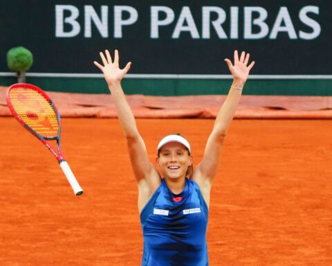 Roland-Garros 2025 : Boisson tient tête à la n°3 mondiale en remportant le 2e set, Zverev en quarts de finale... Suivez la 9e journée