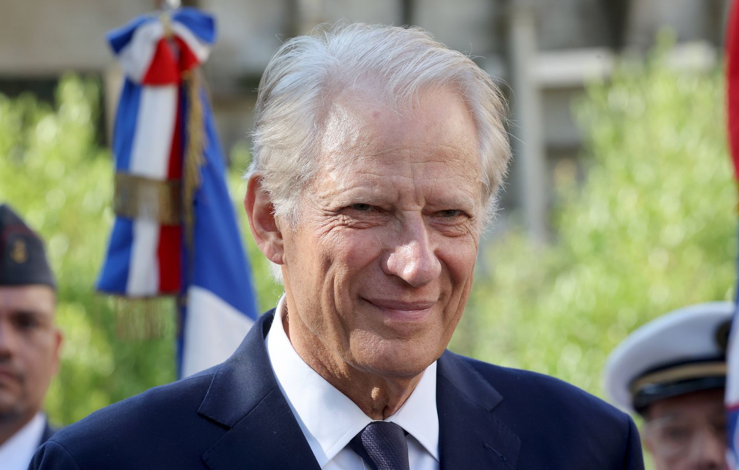 À l'approche de l'élection présidentielle, Villepin crée son propre parti politique.