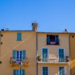 A Lyon, il acquiert une maison à 370 000 euros grâce à ses cryptomonnaies, une première en France.