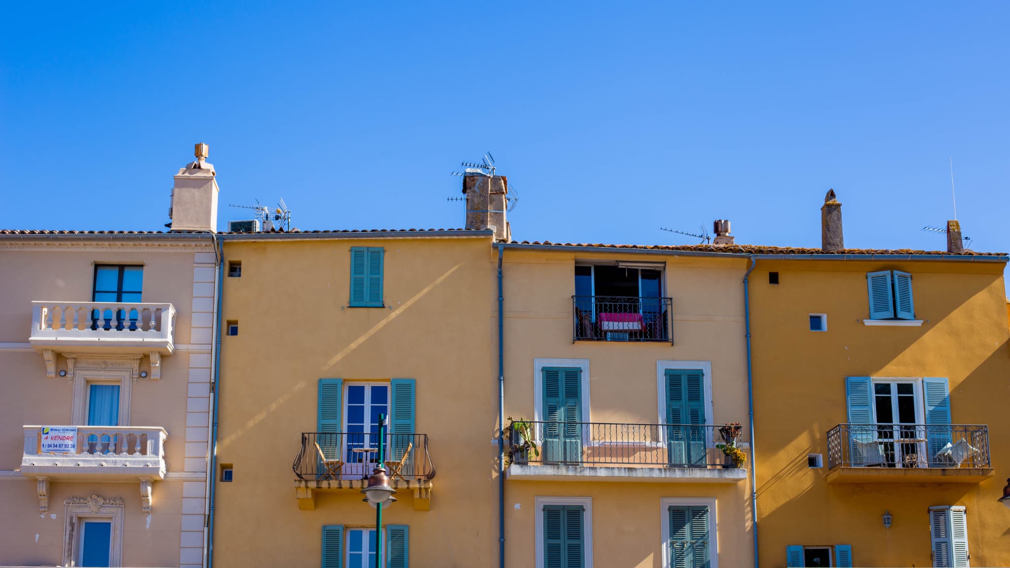 A Lyon, il acquiert une maison à 370 000 euros grâce à ses cryptomonnaies, une première en France.