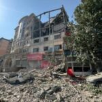 Anatomie d'une attaque aérienne : Israël frappe un carrefour très fréquenté de Téhéran, renforçant les inquiétudes sur la menace pesant sur le régime iranien.