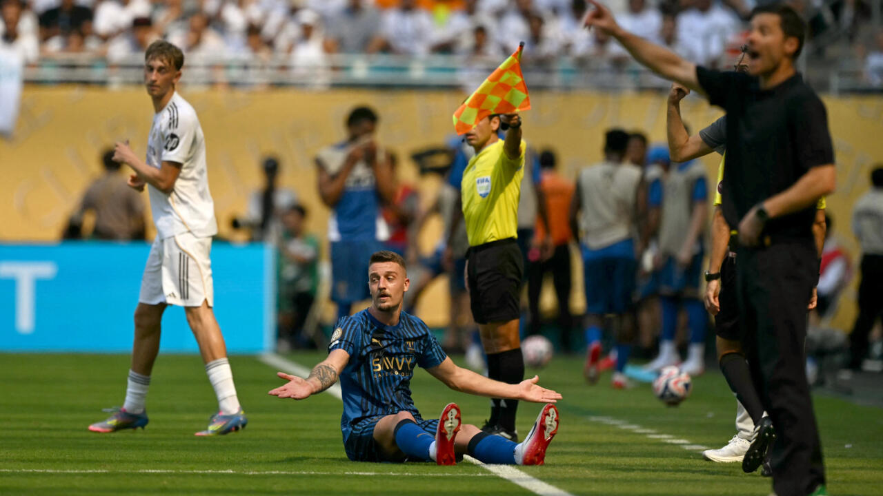 Coupe du monde des clubs : le Real de Xabi Alonso échoue dès sa première rencontre, tandis que Manchester City s'impose et que le Borussia Dortmund commence sa campagne.