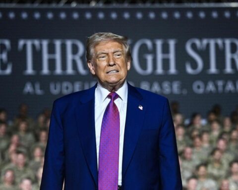 DIRECT. Guerre Iran-Israël : Donald Trump déclare la mise en œuvre d'un cessez-le-feu et exhorte les deux nations à respecter l'accord.