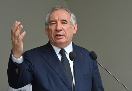 Échec du "conclave" sur les retraites : François Bayrou prendra la parole à 7 heures depuis Matignon.