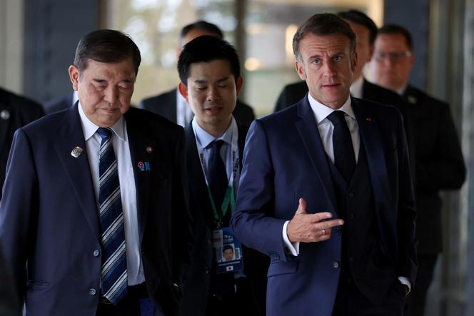 Emmanuel Macron annonce que le sommet du G7 se tiendra à Évian en 2026.