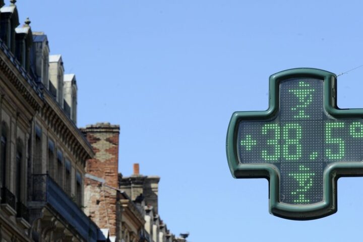 ENTRETIEN. Le réchauffement climatique dépassera + 1,5°C : "Cela entraîne une augmentation significative des jours à plus de 35°C"