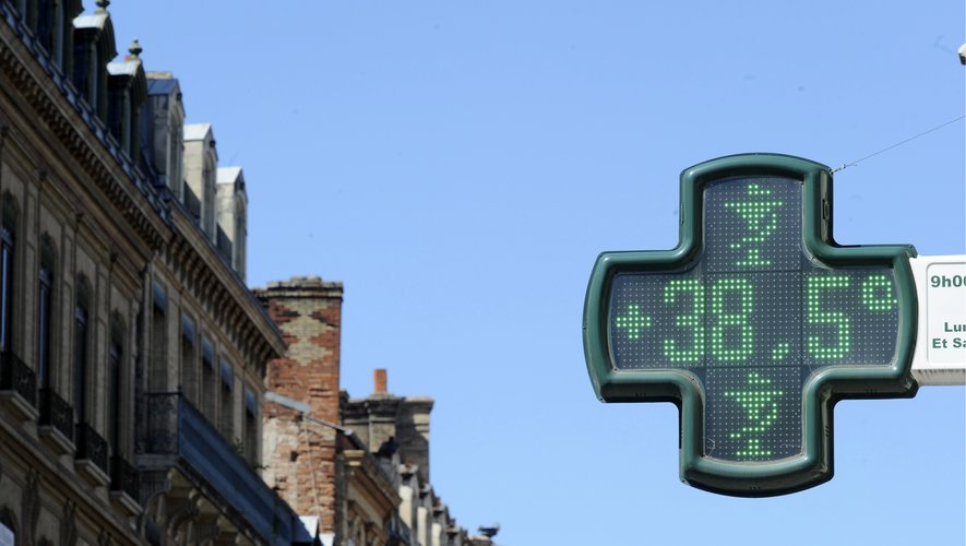 ENTRETIEN. Le réchauffement climatique dépassera + 1,5°C : "Cela entraîne une augmentation significative des jours à plus de 35°C"