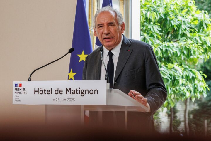 Femmes, 64 ans : les principales annonces de Bayrou concernant les retraites.