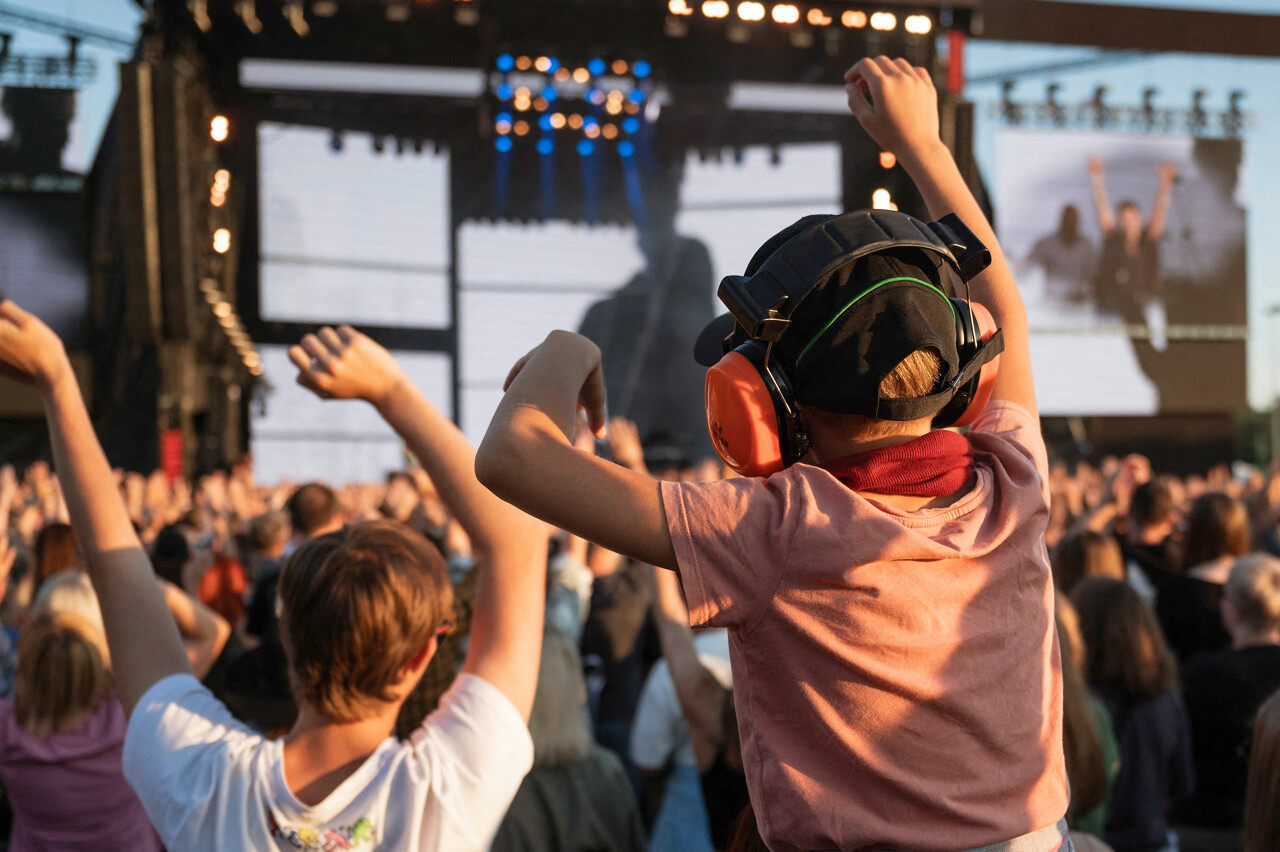 Fête de la musique et festivals : Faut-il se protéger les oreilles lors des concerts ?