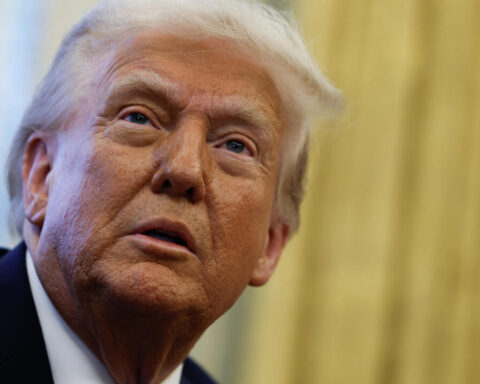 Guerre Israël-Iran : Trump demande une capitulation inconditionnelle de Téhéran alors que les marchés manifestent de l'inquiétude.