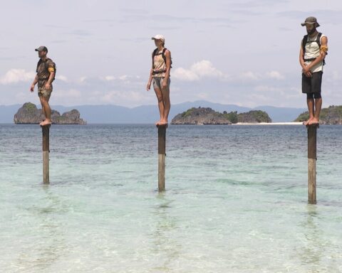 Koh-Lanta sur TF1 : un aventurier peut-il légalement déstabiliser ses adversaires sur les poteaux ?