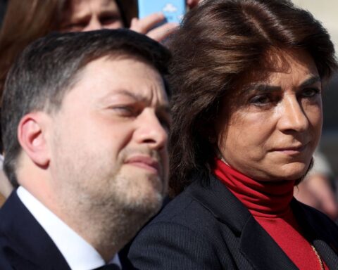 La compétition se renforce à Marseille entre Benoît Payan et Martine Vassal.