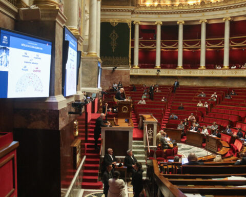 "La proposition de loi Gremillet, qualifiée de 'monstre', est présentée à l'Assemblée nationale : quels en sont les enjeux ?"
