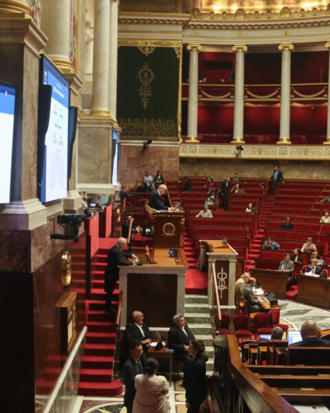 "La proposition de loi Gremillet, qualifiée de 'monstre', est présentée à l'Assemblée nationale : quels en sont les enjeux ?"