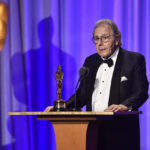 Lalo Schifrin, compositeur emblématique de la bande originale de "Mission Impossible", est décédé.