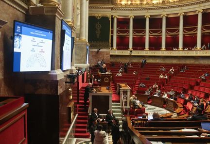 L'Assemblée nationale refuse d'instaurer un moratoire sur les énergies éolienne et solaire.