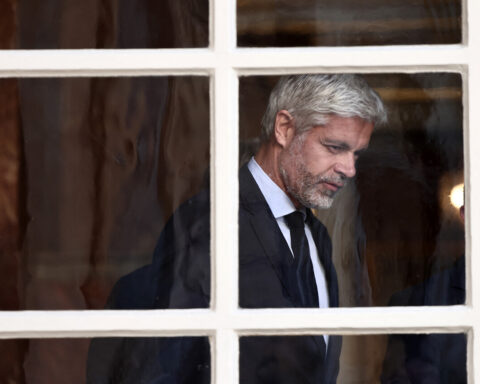 Laurent Wauquiez appelle à une commission d'enquête sur La France insoumise.