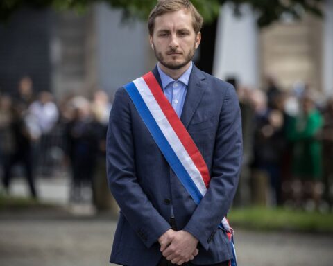 Le candidat LFI aux municipales de Toulouse rejette les déclarations concernant les « babtous »