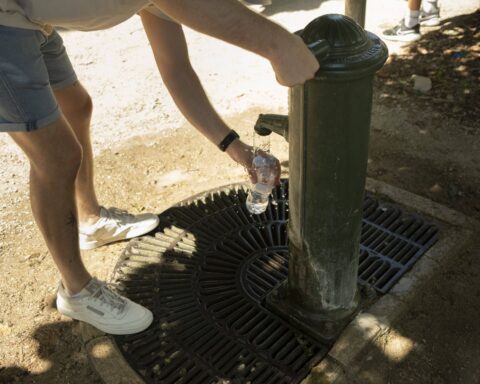 Le Rhône et l’Isère placés en vigilance orange mardi, des températures élevées attendues dans le Sud.