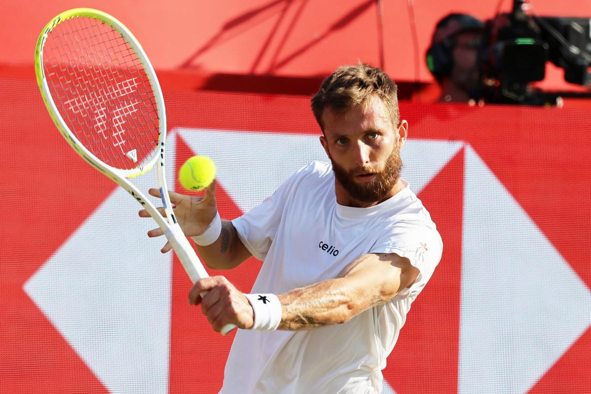 Moutet éliminé par Fearnley lors du dernier match.